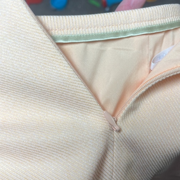 Calvin Klein suit size 4 skirt pink - Picture 6 of 6